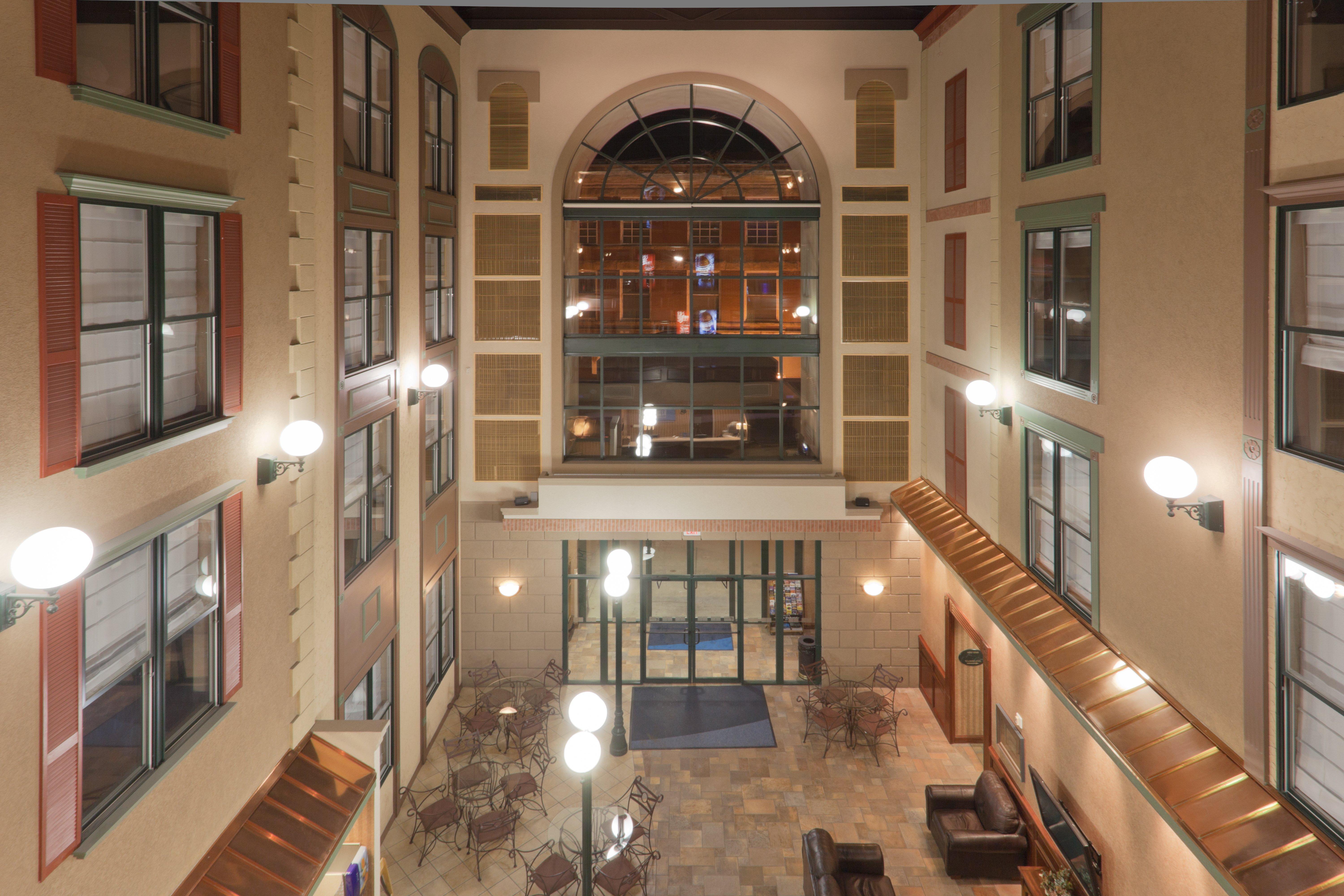 Holiday Inn Express Hotel & Suites Deadwood-Gold Dust Casino, An Ihg Hotel Exteriör bild